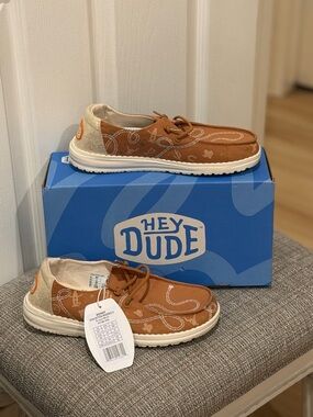 Hey Dude Womens Brown Patterned Canvas Sneakers with Cream Heel